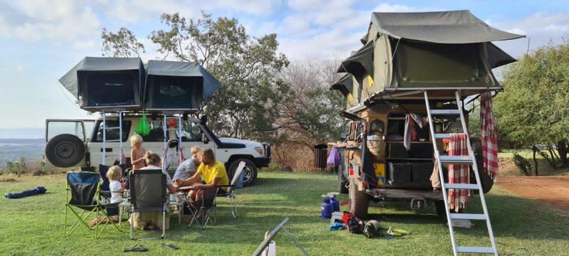 Car rental with rooftop tents in Uganda Kenya Tanzania, Rwanda, Burundi with camping gear for self drive, one way car hire,long term car rental and with driver